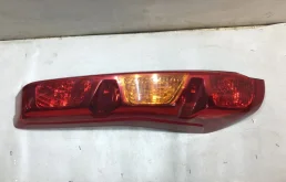 Фонарь левый для Nissan X-Trail 2013 года на фотографиях