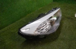 Фара правая для BMW 5er 2015 года на фотографиях