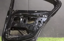 Дверь задняя правая для BMW 5er 2011 года на фотографиях