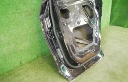 Дверь задняя правая для BMW X3 2010 года на фотографиях