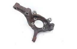 Кулак поворотный левый для Nissan X-Trail 2012 года на фотографиях