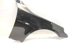 Стекла и зеркала для BMW 5er 2009 года на фотографиях