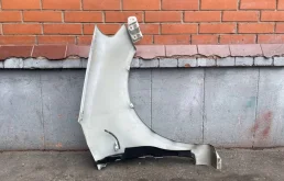 Крылья для Suzuki SX4 2015 года на фотографиях