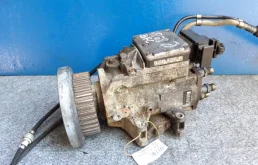 ТНВД для Audi A4 2001 года на фотографиях