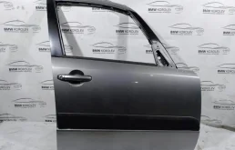 Дверь передняя правая для Suzuki SX4 2008 года на фотографиях