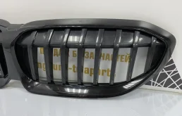 Решетка радиатора для BMW 3er 2018 года на фотографиях