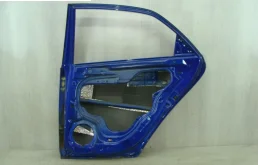 Двери для Kia Cerato 2010 года на фотографиях