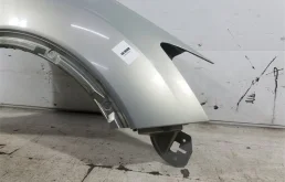 Крыло правое для Ford Kuga 2008 года на фотографиях