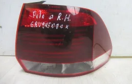 Фонарь внешний правый для Volkswagen Polo 2017 года на фотографиях