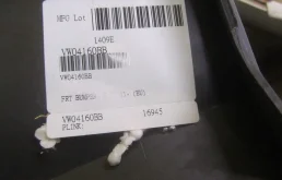 Бампер для Volkswagen Passat 2012 года на фотографиях