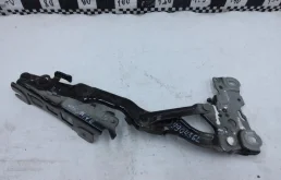 Петля капота левая для BMW 3er 2020 года на фотографиях