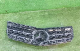 Решетка радиатора для Mercedes-Benz GLK class 2008 года на фотографиях