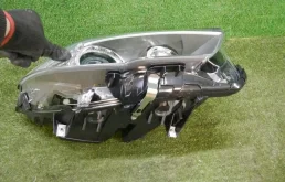 Фара правая для BMW 5er 2015 года на фотографиях