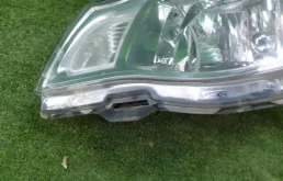 Фара левая для Nissan Almera 2016 года на фотографиях