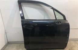 Дверь передняя правая для Subaru Forester 2018 года на фотографиях