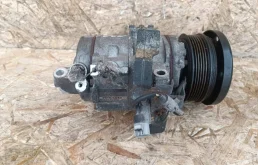 Компрессор кондиционера для Toyota Land Cruiser 2011 года на фотографиях