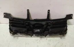 Решетка радиатора для Nissan X-Trail 2001 года на фотографиях