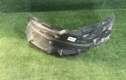 Подкрылок передний левый для Toyota Land Cruiser 2008 года на фотографиях