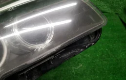 Фара правая для BMW 5er 2010 года на фотографиях