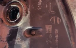 Фара ксенон левая для Nissan X-Trail 2004 года на фотографиях