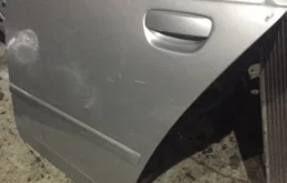 Дверь задняя левая для Audi A4 2007 года на фотографиях