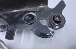 Петля капота левая для BMW 3er 2020 года на фотографиях