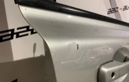 Дверь передняя правая для Volvo S40 1996 года на фотографиях