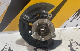 Кулак поворотный правый для Lexus RX 2019 года на фотографиях