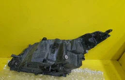 Фара правая для Lexus RX 2020 года на фотографиях