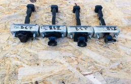 Двери для Toyota Land Cruiser 1999 года на фотографиях