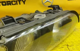 Фары для BMW 5er 2003 года на фотографиях