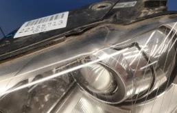 Фара ксенон левая для Volkswagen Passat 2008 года на фотографиях