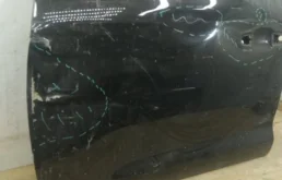 Дверь передняя левая для Toyota Land Cruiser 2019 года на фотографиях