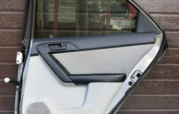 Двери для Kia Cerato 2010 года на фотографиях