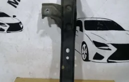 Кронштейн замка капота для Toyota RAV4 на фотографиях