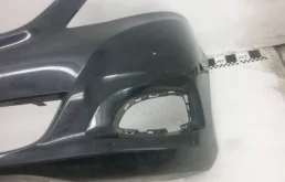 Бампер передний для Mercedes-Benz Vito 2010 года на фотографиях