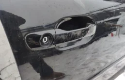 Ручка двери багажника наружная для Volvo XC90 2011 года на фотографиях