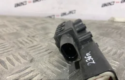 Фара правая для Volvo S80 2011 года на фотографиях