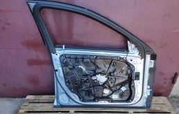 Дверь передняя левая для Mercedes-Benz S class 2013 года на фотографиях