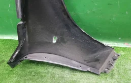 Крылья для BMW 5er 2004 года на фотографиях