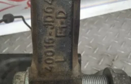 Кулак поворотный левый для Nissan Qashqai 2017 года на фотографиях