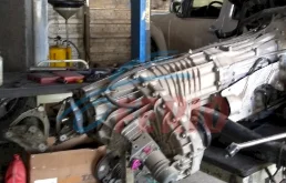 МКПП для Volkswagen Touareg 2005 года на фотографиях