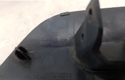 Крышка форсунки фароомывателя правая для Audi A7 2012 года на фотографиях