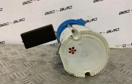 Топливный насос для Skoda Octavia 2008 года на фотографиях