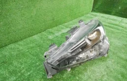 Фара левая для Mazda CX 5 2022 года на фотографиях