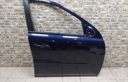 Дверь передняя правая для Mercedes-Benz M class 2010 года на фотографиях