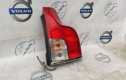 Фонарь правый для Volvo XC90 2009 года на фотографиях