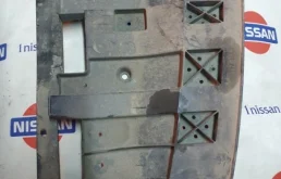 Спойлер переднего бампера для Nissan X-Trail 2018 года на фотографиях