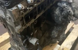 Двигатель без навесного для Mercedes-Benz GLK class 2016 года на фотографиях