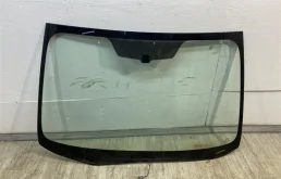 Лобовое (ветровое) стекло для Subaru Forester на фотографиях
